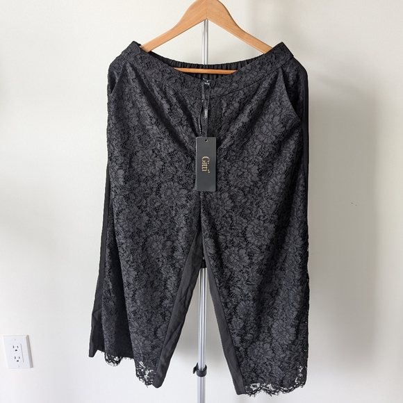 BNWT Black Floral Lace Mesh Pants - Picture 3 of 4